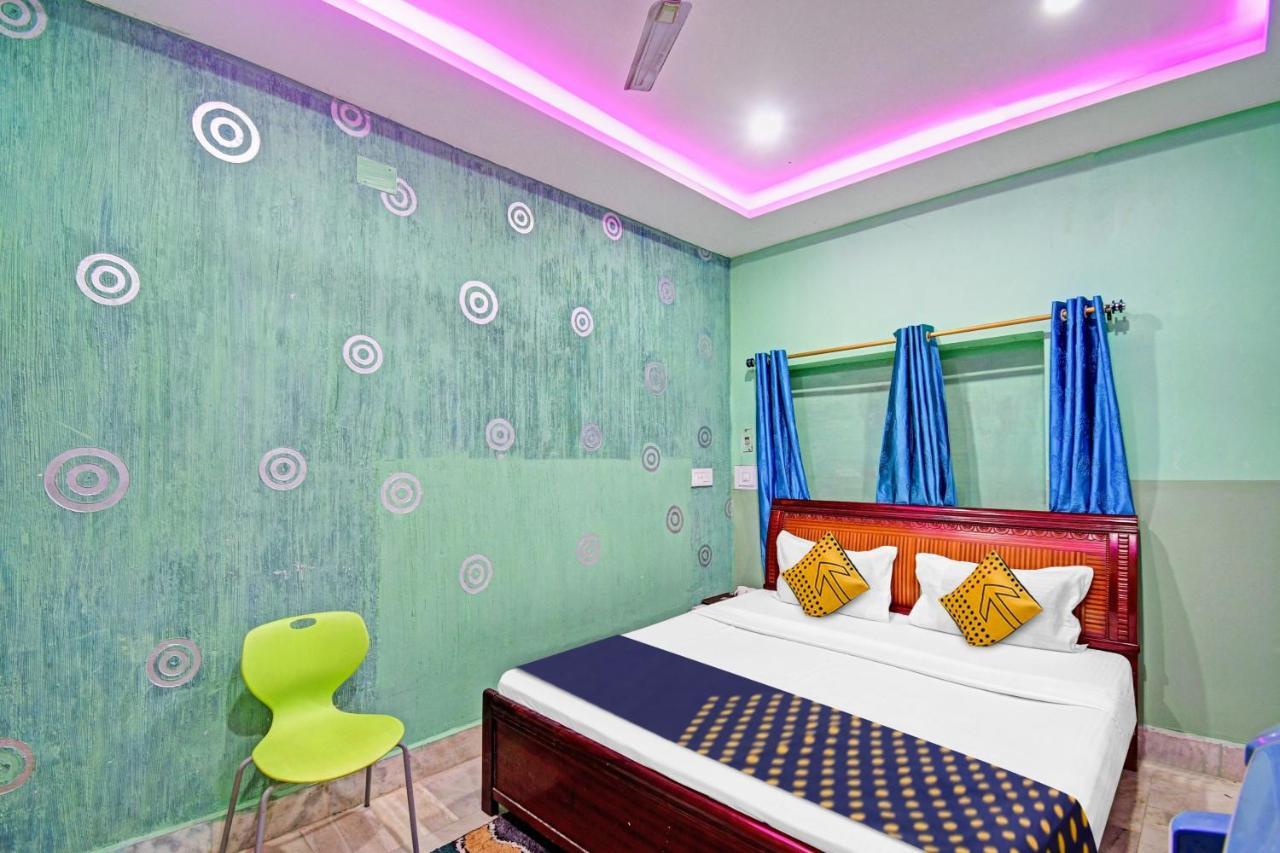 Spot On 81220 New Asha Hotel Puri Luaran gambar