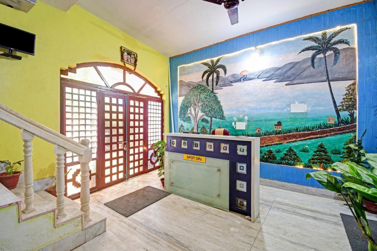 Spot On 81220 New Asha Hotel Puri Luaran gambar