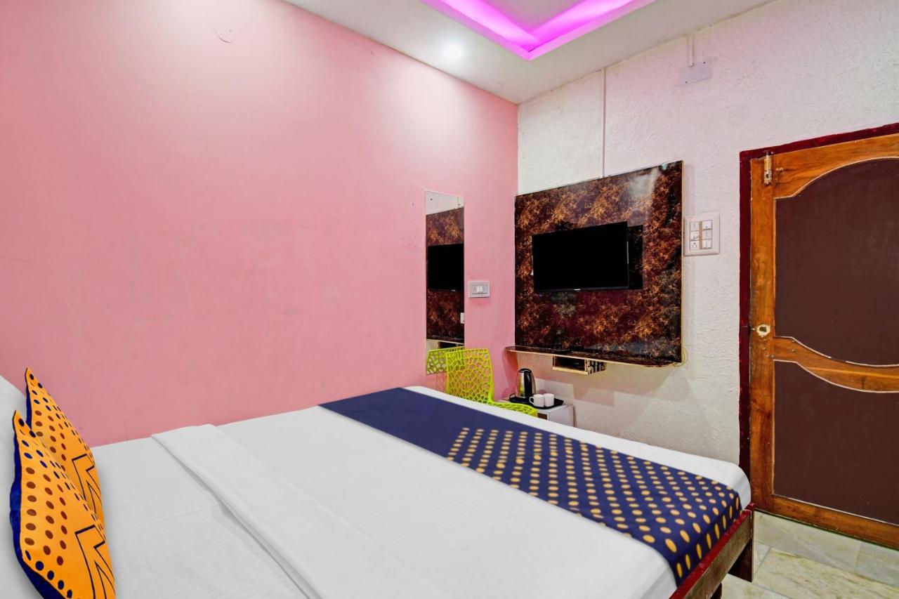 Spot On 81220 New Asha Hotel Puri Luaran gambar